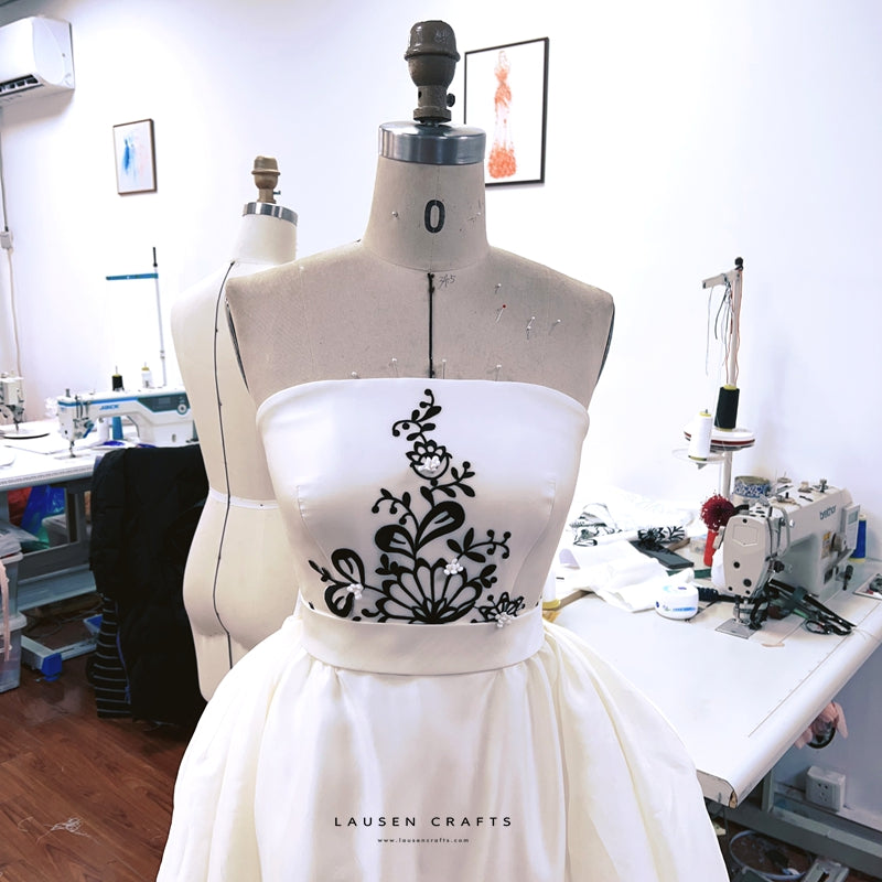 Audrey Hepburn Sabrina Wedding Dress LausenCrafts Audrey Hepburn Sabrina Wedding Dress LausenCrafts