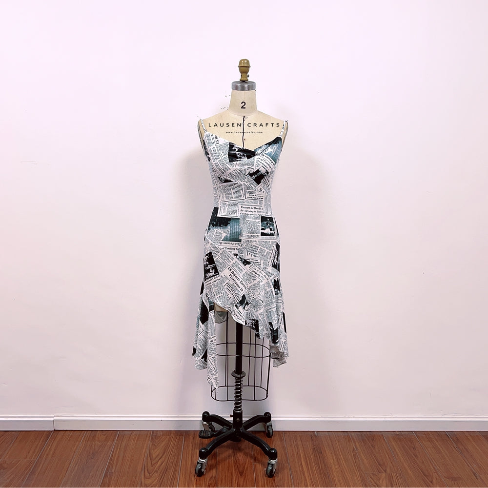 Carrie Bradshaw Inspired Newspaper Dress Sex and The City LausenCrafts Carrie Bradshaw Inspired Newspaper Dress Sex and The City LausenCrafts