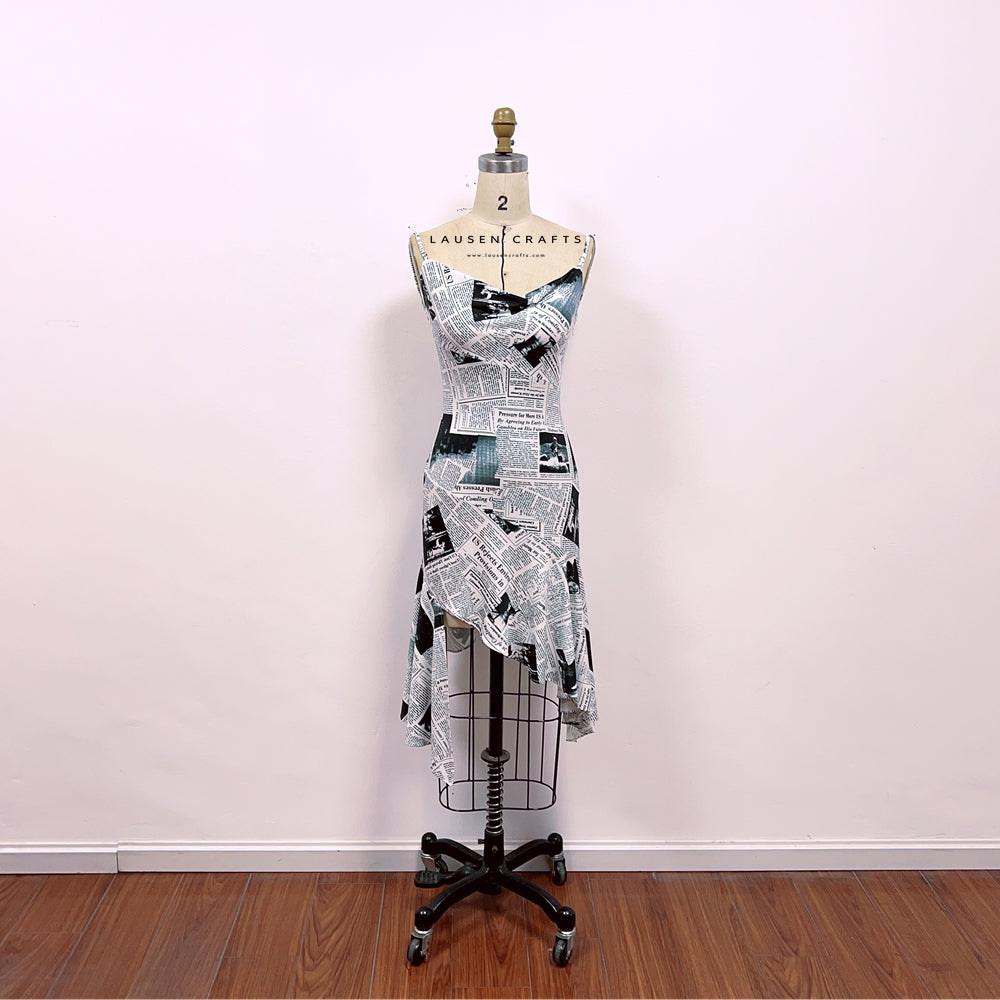Carrie Bradshaw Inspired Newspaper Dress Sex and The City – LausenCrafts Carrie Bradshaw Inspired Newspaper Dress Sex and The City – LausenCrafts
