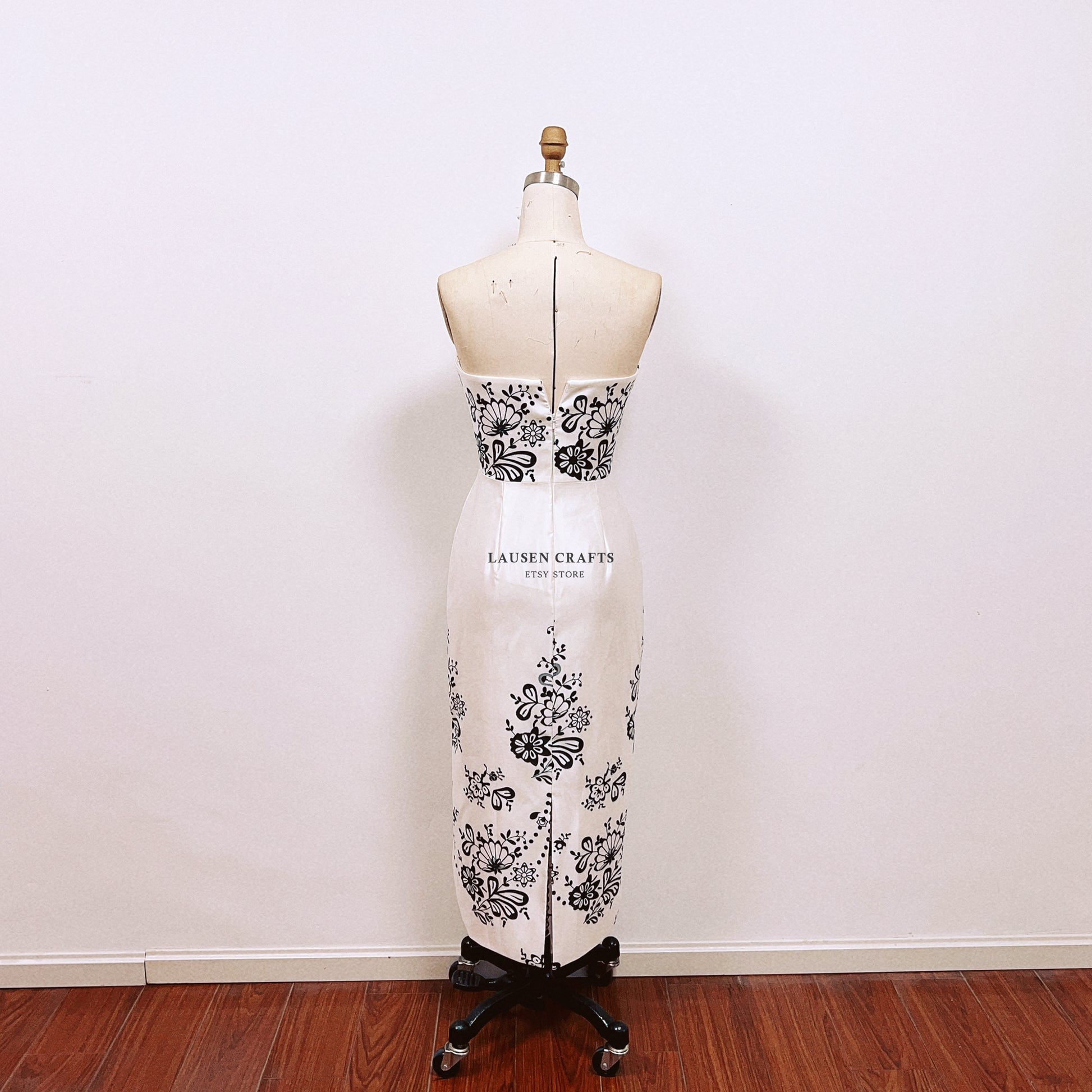 Audrey Hepburn Inspired Sabrina Wedding Dress – LausenCrafts Audrey Hepburn Inspired Sabrina Wedding Dress – LausenCrafts