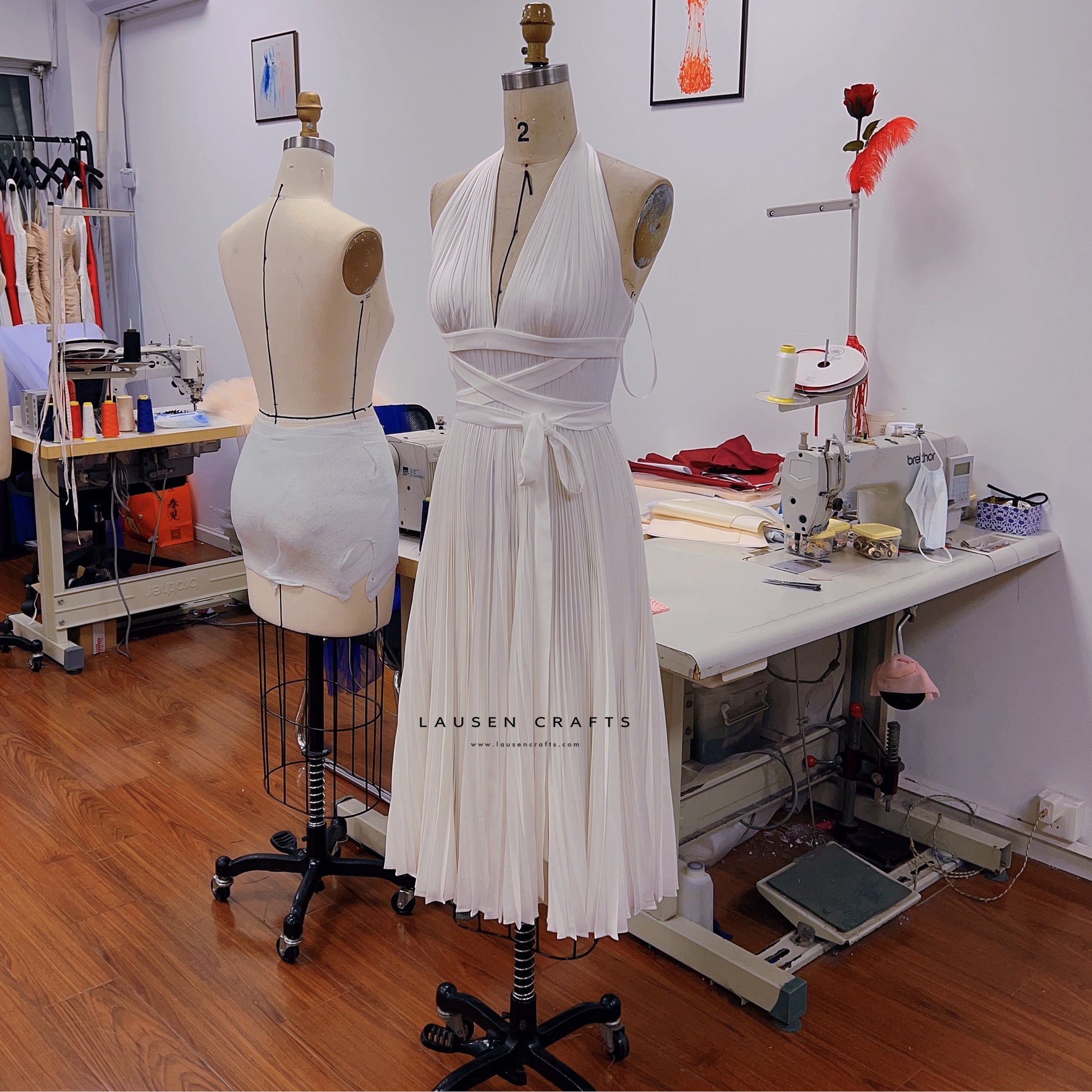 Marilyn Monroe Iconic Subway White Dress The Seven Year Itch LausenCrafts Marilyn Monroe Iconic Subway White Dress The Seven Year Itch LausenCrafts