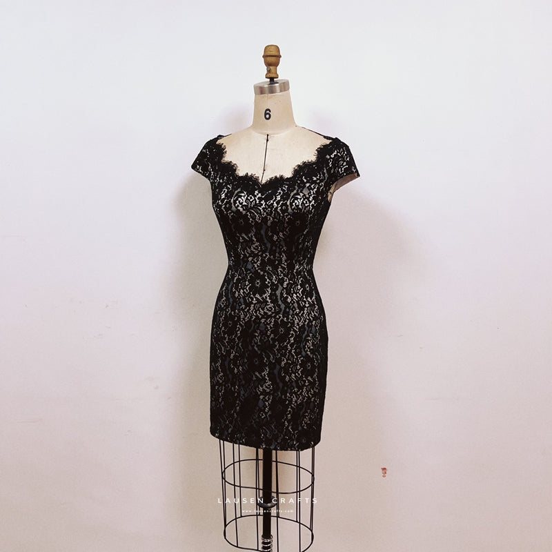 Julia Roberts as Vivian Ward Black Lace Cocktail Dress Pretty Woman