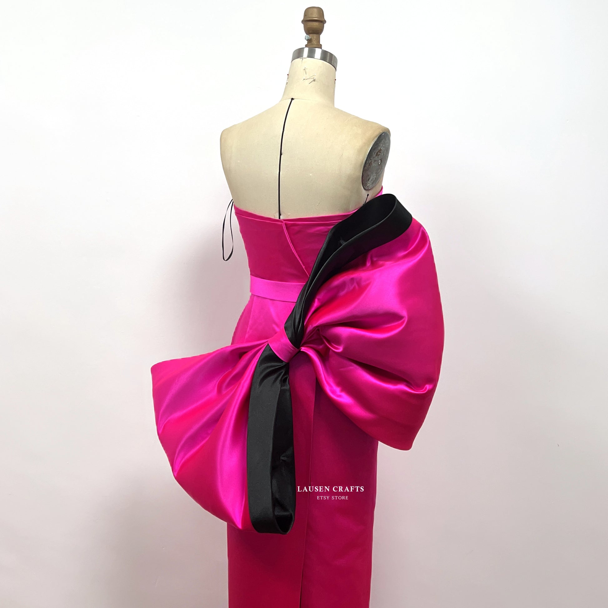 Marilyn Monroe Pink Dress Gentlemen Prefer Blondes LausenCrafts Marilyn Monroe Pink Dress Gentlemen Prefer Blondes LausenCrafts