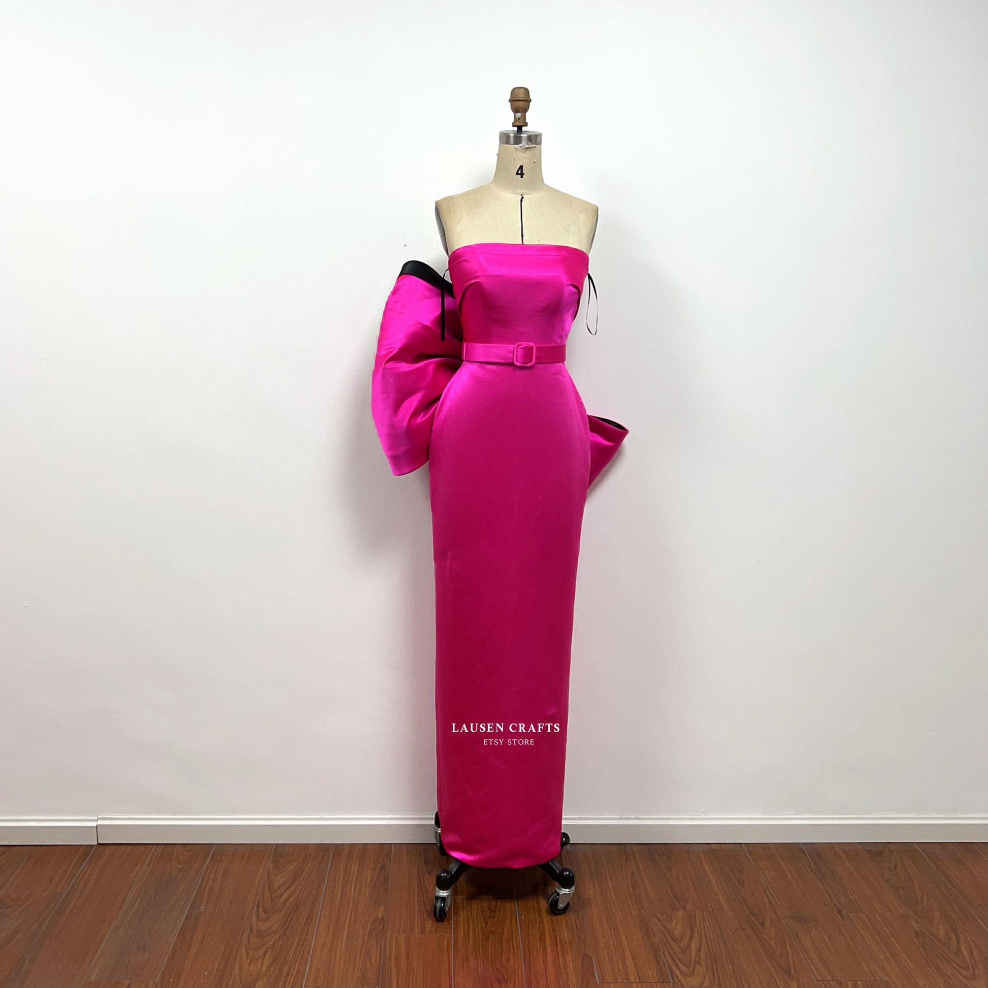 Marilyn Monroe Pink Dress Gentlemen Prefer Blondes LausenCrafts Marilyn Monroe Pink Dress Gentlemen Prefer Blondes LausenCrafts